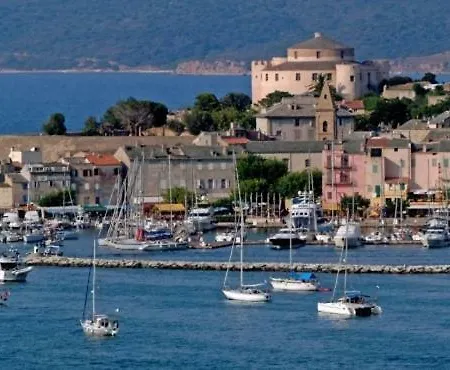 Appartement Plein Centre Saint Florent Face Au Port Exterior photo