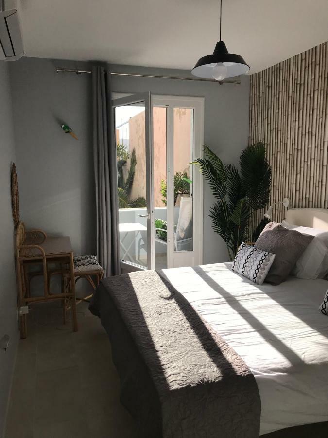 Appartement Plein Centre Florent Face Au Port *